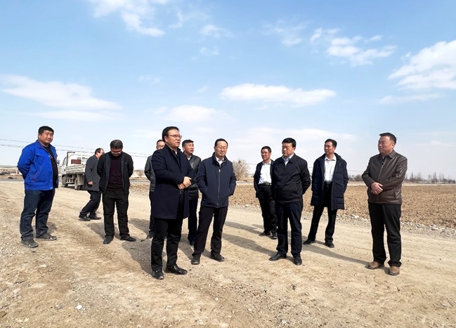 振興種業(yè)在行動,敦煌種業(yè)牽手奧凱種機、大禹節(jié)水現(xiàn)場對接推進千畝智慧種業(yè)示范園區(qū)建設項目